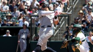Yankees bullpen gives up lead after five-run sixth inning in 11-7 loss to Athletics