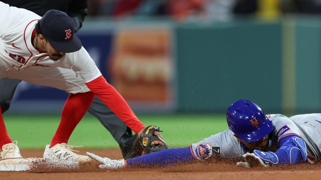 Mets' offense silenced again, fall to Red Sox, 2-0, for first three-game losing streak of season