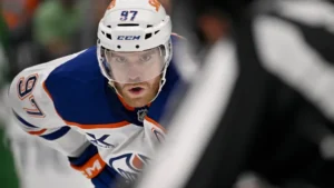 Oilers’ Connor McDavid makes NHL playoff history even Wayne Gretzky never did