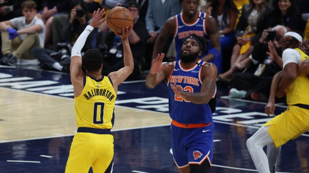Mitchell Robinson shoulders blame for Knicks' defensive miscues in Game 4 loss to Pacers