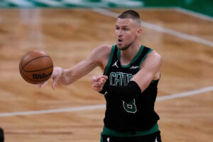 Celtics coach Joe Mazzulla on Kristaps Porzingis sitting out 2nd half of Game 5 vs, Knicks: ‘He couldn’t breathe’