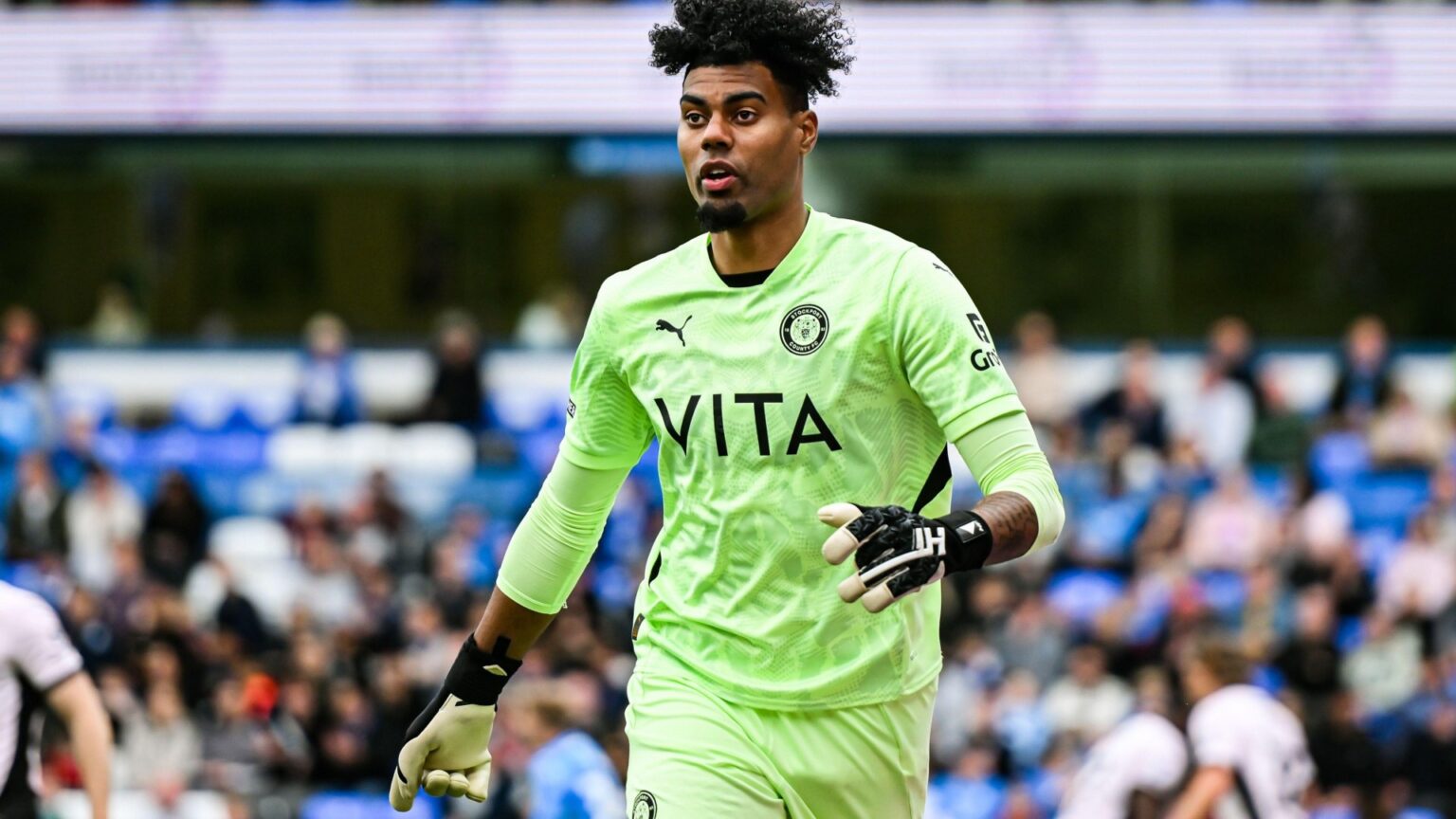 Stockport star Corey Addai ready to upset Leyton Orient locals as he heads home for League One play-off first leg