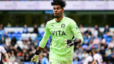 Stockport star Corey Addai ready to upset Leyton Orient locals as he heads home for League One play-off first leg