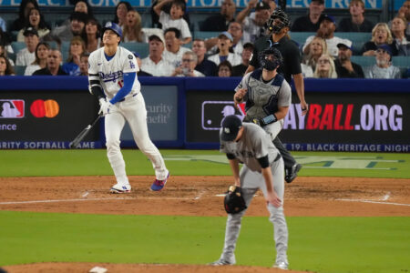 Yankees repeat World Series history, blowing lead vs. Dodgers in regular-season rematch