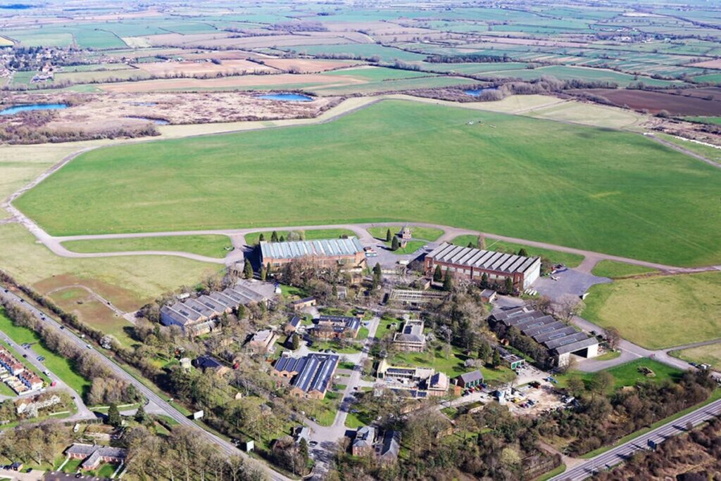 Three people killed in fire at Bicester Motion