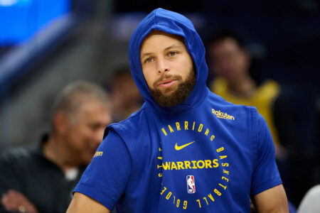Steph Curry’s live reaction to Luka Dončić trade captured by professional poker player