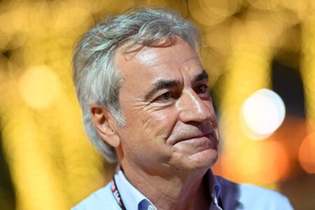 Carlos Sainz Sr considering run for FIA president