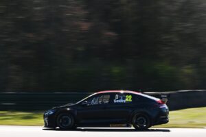 BTCC Brands Hatch: Smiley tops free practice