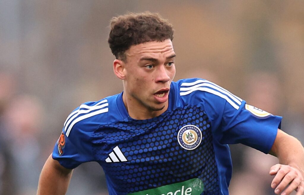 Premier League cult hero and ex-England star’s son, 23, closing in on EFL transfer after lighting up non-league