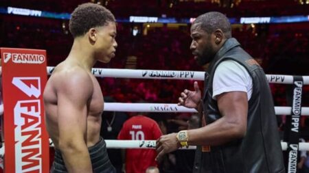 Curmel Moton Embraces The Role Of Franchise Player For Mayweather Promotions 