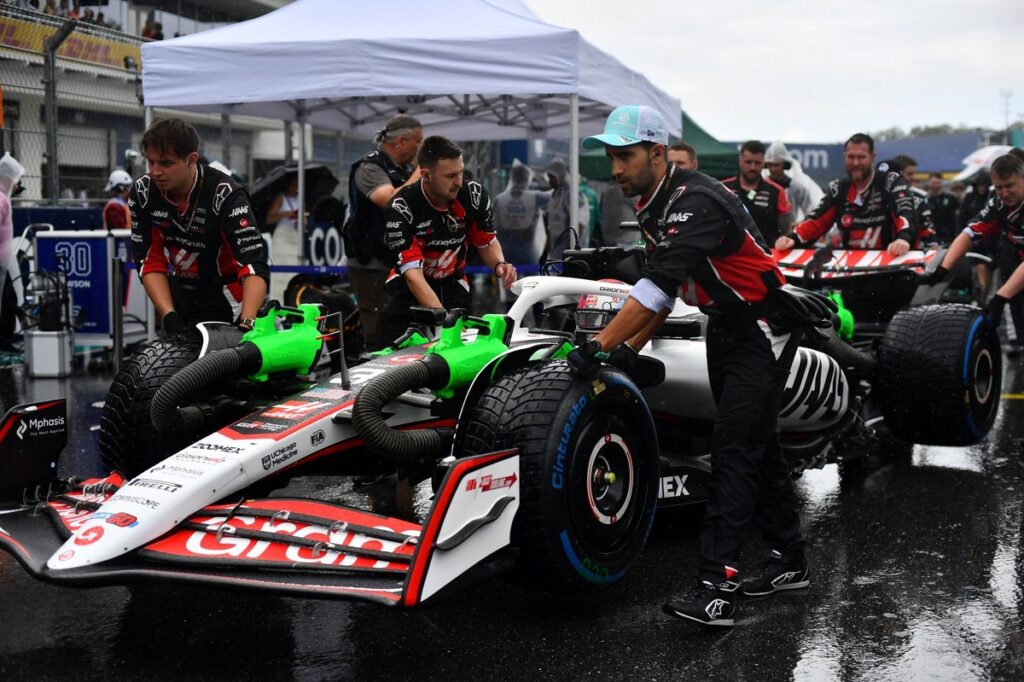 F1 Miami GP sprint race suspended due to heavy rain
