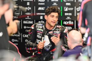 Aprilia stands firm over Martin contract saga