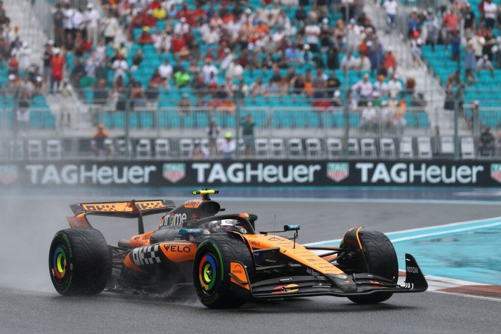 Norris leads McLaren 1-2 in safety car finish to sprint