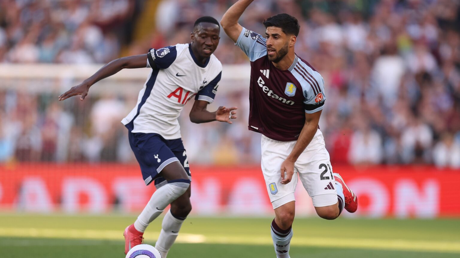 Tottenham could face ANOTHER Europa League final injury blow as star ‘escorted down tunnel by medical staff’