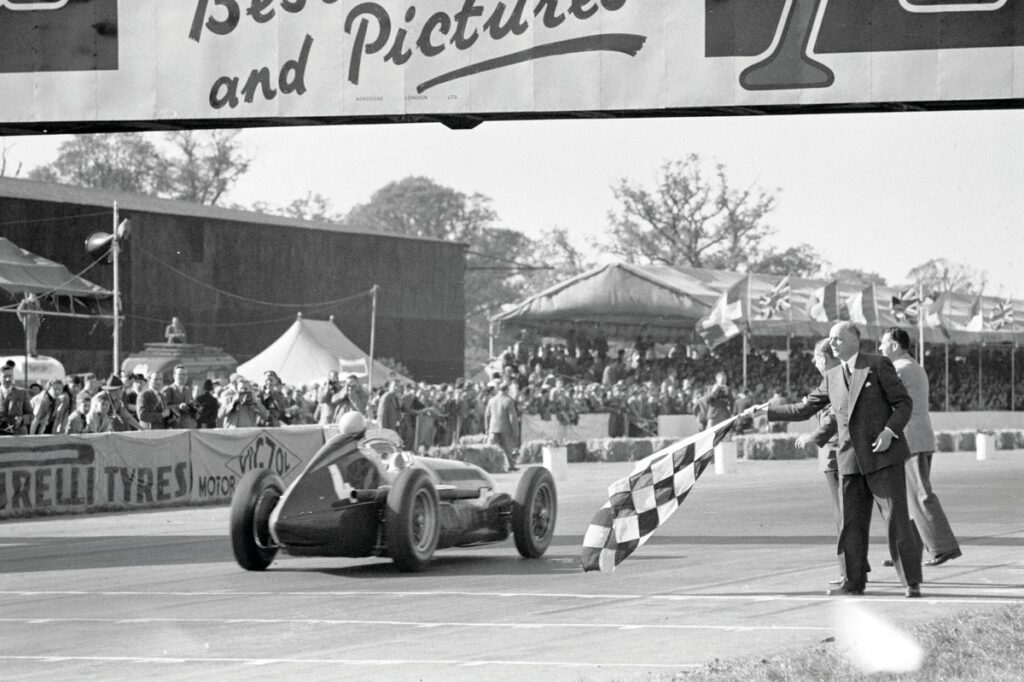 Alfa Romeo 158 vs McLaren MCL39