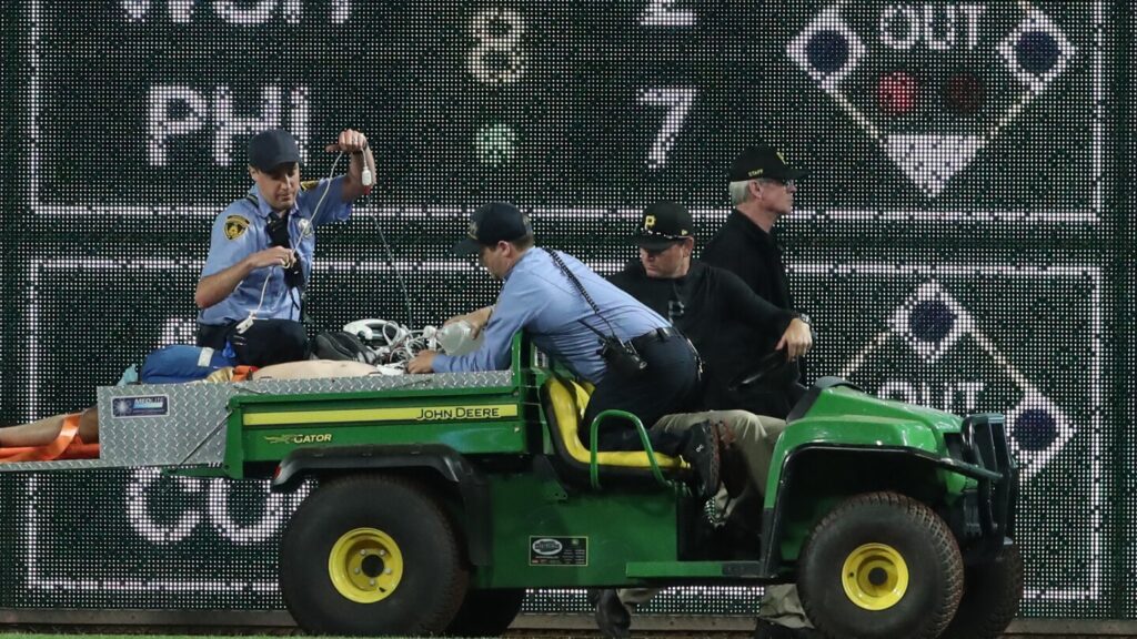 Man who fell from 21-foot Clemente Wall at PNC Park during Pirates game in critical condition