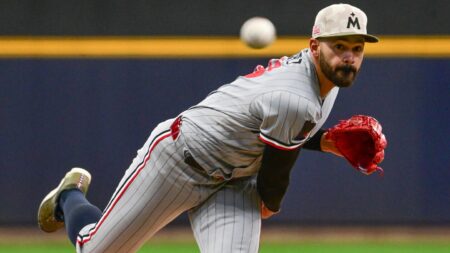 López, Jeffers help Twins beat Brewers 7-0 for third straight shutout and 13th consecutive victory