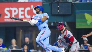 Rangers recall Ezequiel Duran after Kevin Pillar is put on 10-day injured list