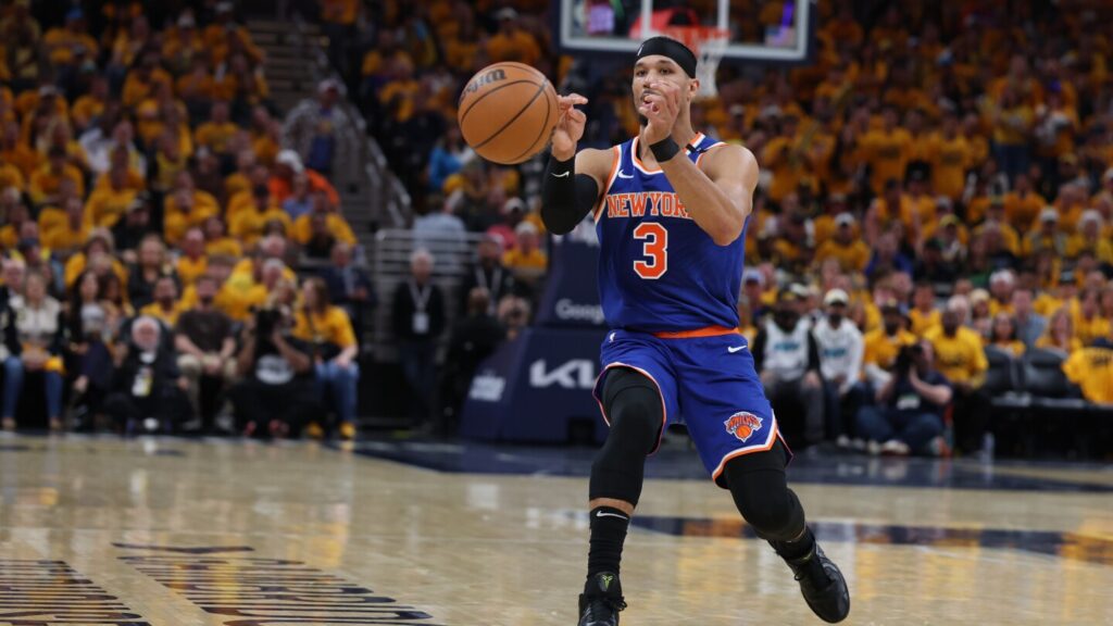 Josh Hart was okay coming off bench because he ‘had a hand in that decision’ to start Robinson