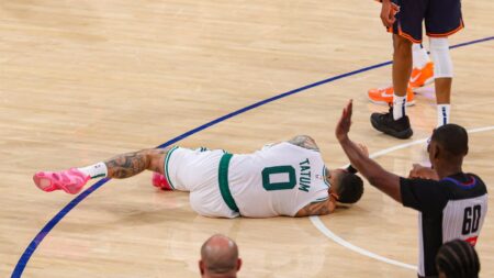 LeBron James, rest of NBA world — players and fans — react to Jayson Tatum’s injury