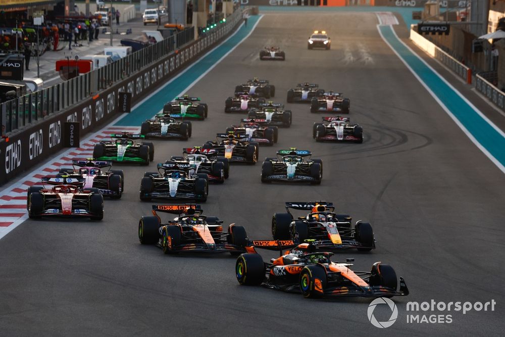 Lando Norris, McLaren MCL38, leads Oscar Piastri, McLaren MCL38, Max Verstappen, Red Bull Racing RB20, Carlos Sainz, Ferrari SF-24, Pierre Gasly, Alpine A524, and the rest of the field at the start