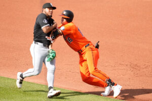 Orioles rookie Coby Mayo sparks bench clearing with shove after first MLB RBI