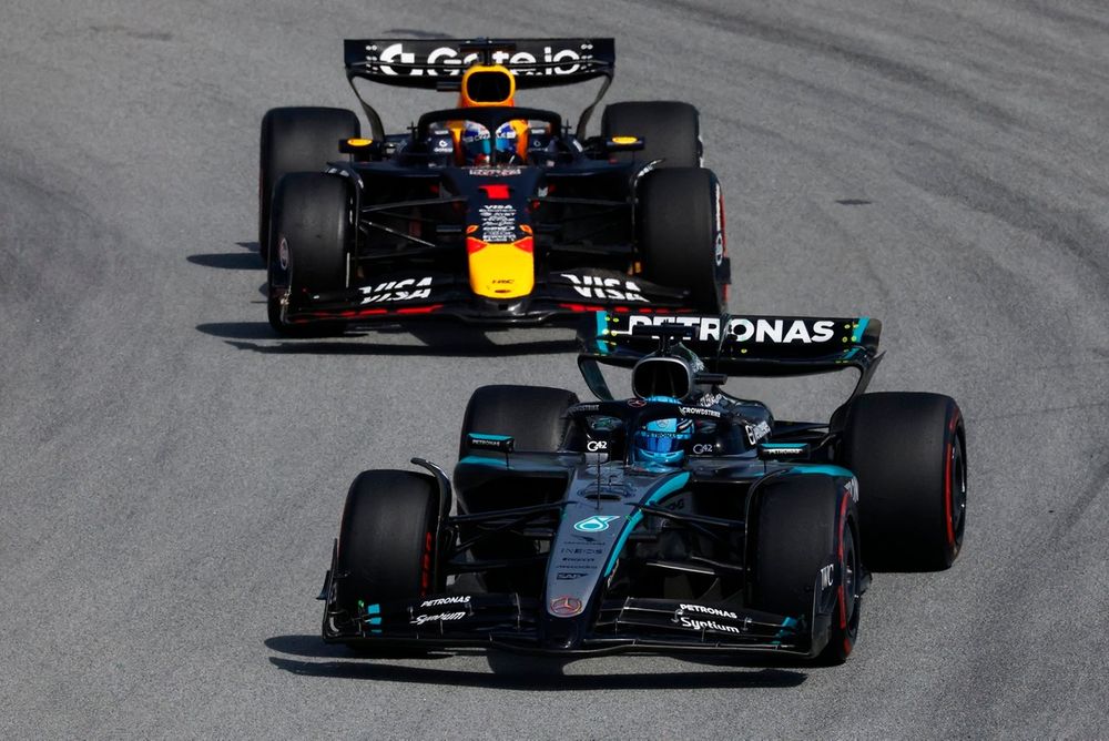 Max Verstappen, Red Bull Racing, George Russell, Mercedes
