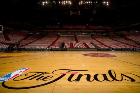 Pacers vs. Thunder: On-court NBA Finals logo needs to return to give the event the special feel it deserves
