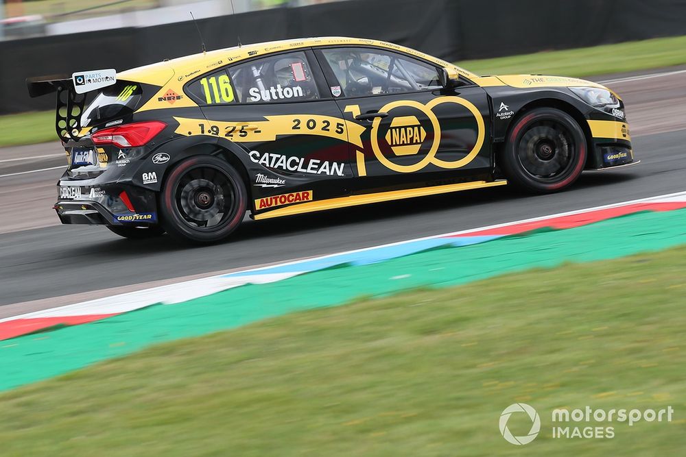 Sutton dropped from second to fourth in race one at Thruxton