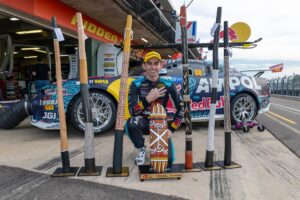 Feeney completes clean sweep at Hidden Valley