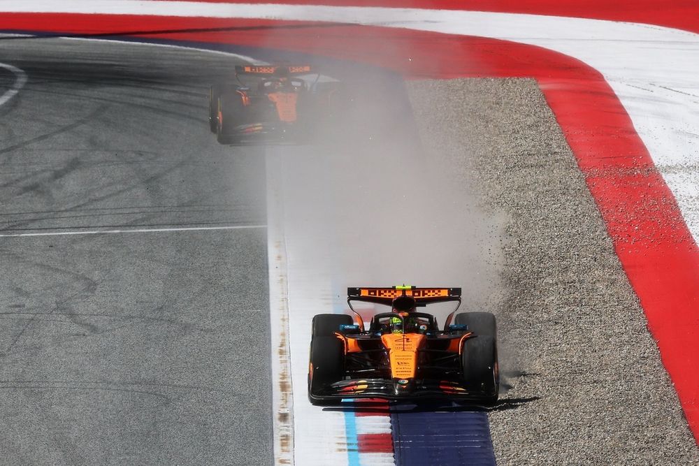 Lando Norris, McLaren, Oscar Piastri, McLaren