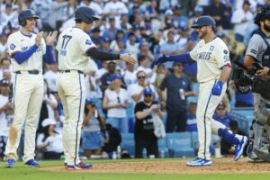 Dodgers remind baseball world how good they can be in blowout win over Yankees