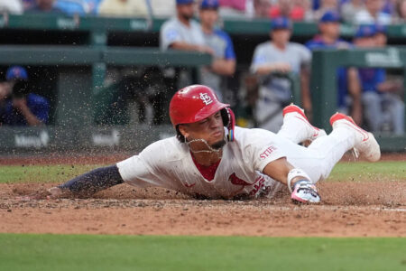 Cardinals’ Masyn Winn scores from second base on sac fly after Cubs star Pete Crow-Armstrong forgets number of outs