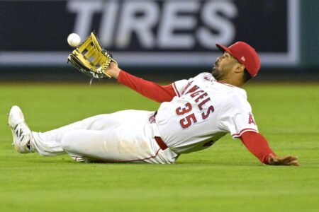 Angels fail to capitalize on chances and bullpen implodes in loss to Nationals