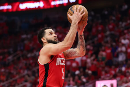 Fred VanVleet to sign 2-year,  million deal to stay with Houston Rockets: Report