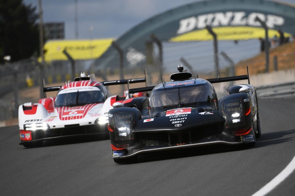 Toyota Hypercar narrowly ahead of Ferrari on 2025 test day