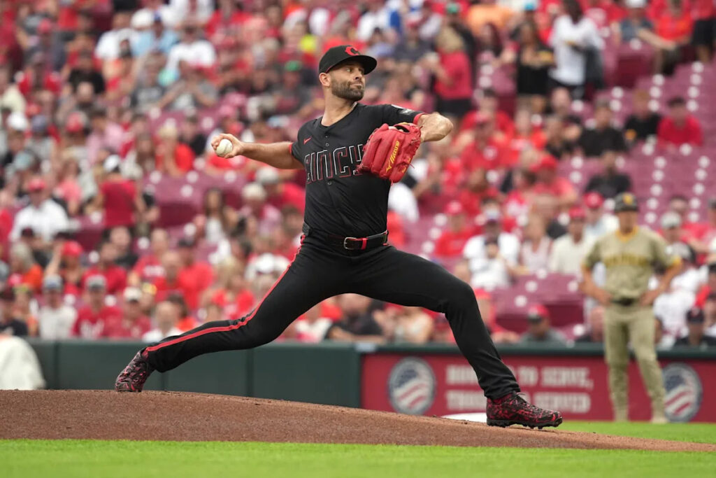 Reds pitcher Nick Martinez nearly throws first no-hitter of 2025 in 8-1 win over Padres