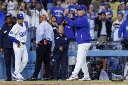 Contentious Dodgers-Padres series ends with benches clearing and managers ejected