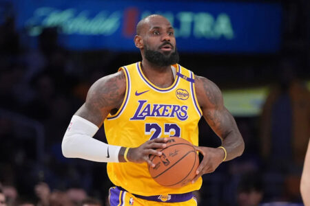 Top NBA free-agent small forwards: It’s tough to imagine LeBron James leaving the Lakers