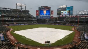 Start of Saturday's Mets-Rays game delayed due to rain