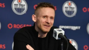 Oilers’ Corey Perry gives major hint to his future plans after fifth Cup Final loss