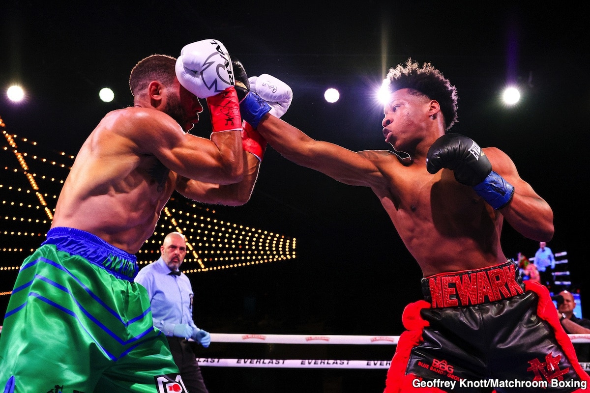 Image: Boxing Results: Zaquin Moses Stops Carl Rogers In The 4th Round 