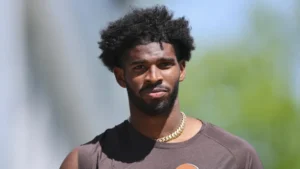 Former Deion Sanders nemesis defends Shedeur Sanders over speeding violations