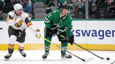 Dallas Stars shockingly expected to make star available after playoff dud