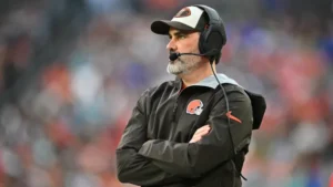 Former Steelers defender lays out grim future for Browns


                    


    The Cleveland Browns are coming off their worst season since going 0-16. And while they have made several new additions, a former Pittsburgh Steelers defender doesn't see a lot of wins coming their way.

                
                
                    
    
    Jarrett Bailey

    •