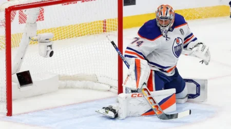 What happened to Stuart Skinner? Why Oilers benched goalie in Stanley Cup Final Game 4 vs. Panthers