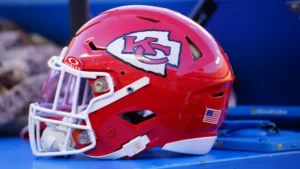 NFL analyst explains Chiefs’ biggest roster flaw heading into 2025