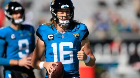 CBS Sports analyst drops bold prediction on Jaguars’ chances of winning AFC South title