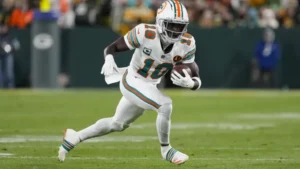Dolphins-Chargers trade pitch sends Super Bowl champ to pair with Justin Herbert, aiming to dethrone Mahomes-Chiefs
