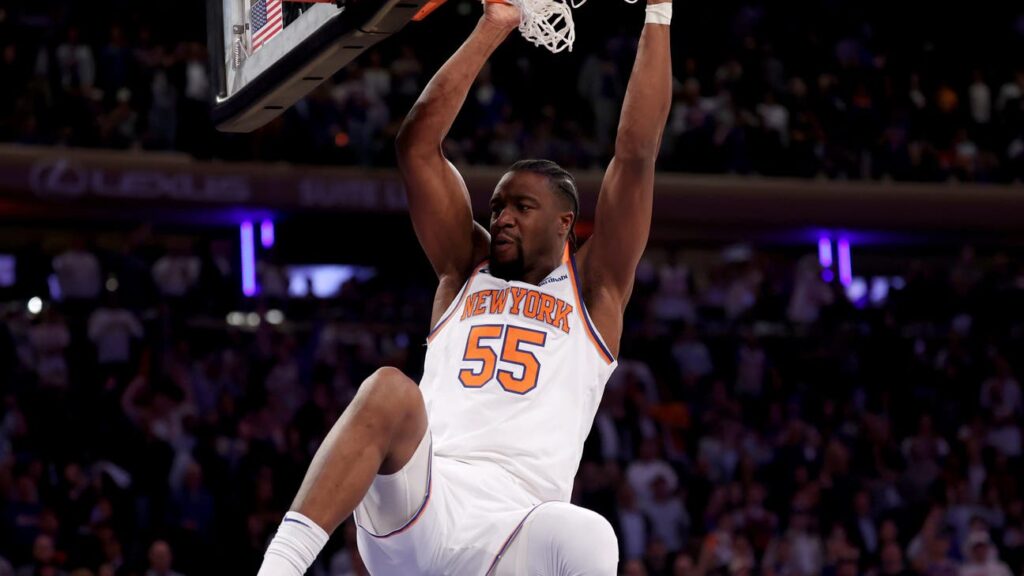 Sources: Knicks exercising Ariel Hukporti's team option, planning to decline PJ Tucker's